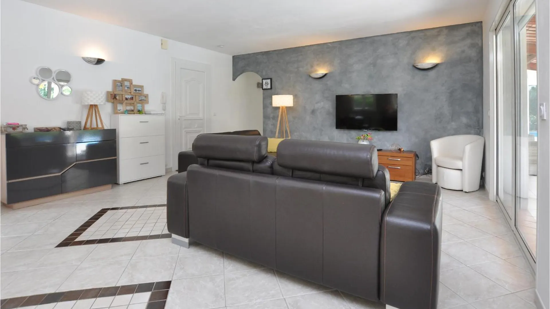 Holiday home Cozy Home In Saint-Cezaire-Sur-Siag France