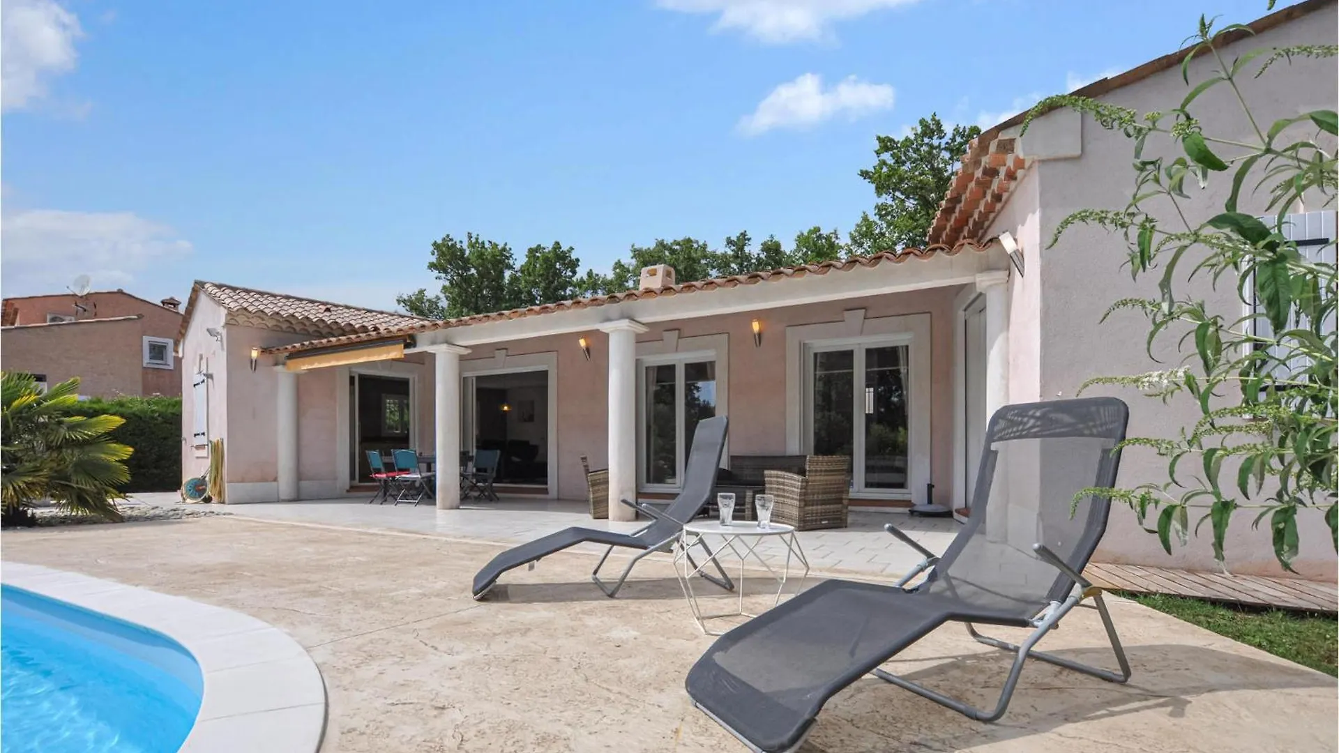 Cozy Home In Saint-Cezaire-Sur-Siag Saint-Cezaire-sur-Siagne